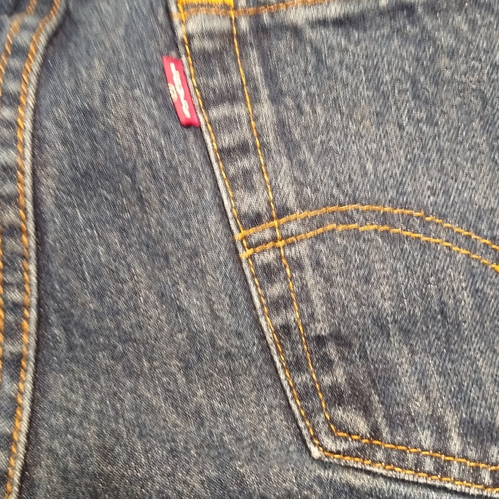 Levi jeans